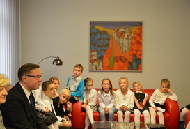 Dzieci ze Szkoły Podstawowej nr 1 w Pile z wizytą w Urzędzie Miasta.